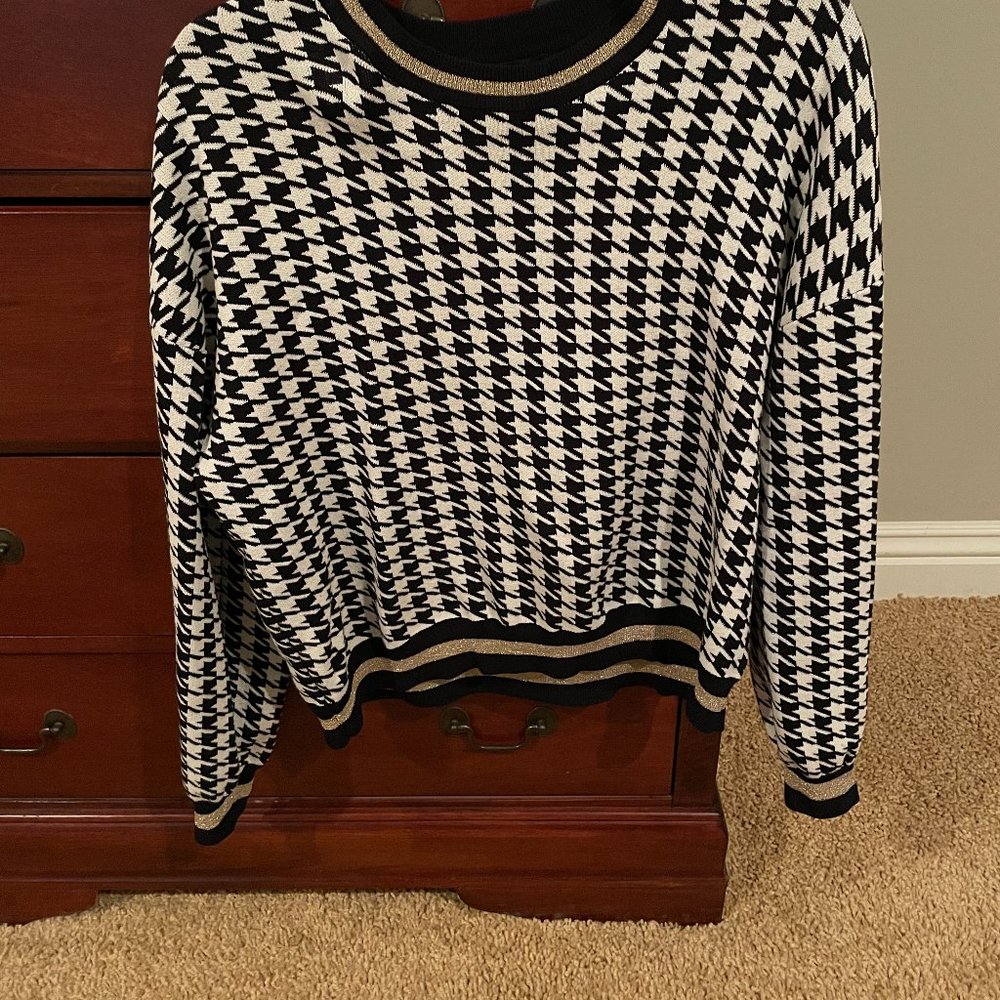 525 America Hounds tooth knit sweater